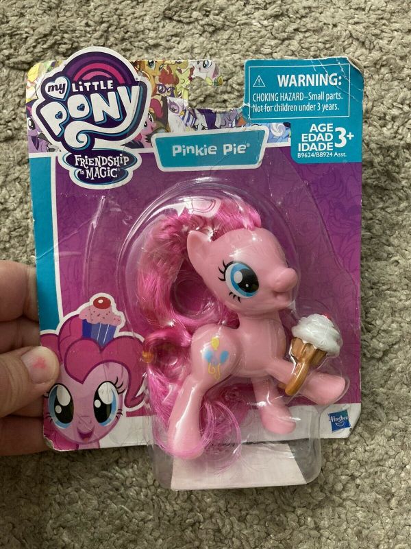 My Little Pony Friendship Is Magic PINKIE PIE With White Cupcake Ring ...