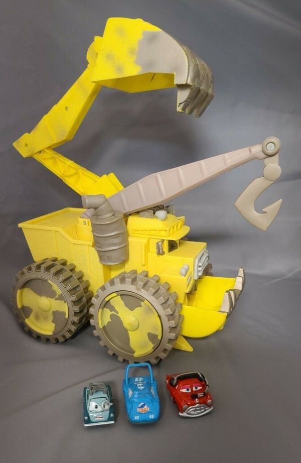Disney Pixar Cars SCREAMING BANSHEE Excavator With 3 Mini Cars | #67926048