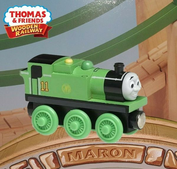 thomas-friends-wooden-railway-extremely-rare-2006-oliver-limited-1
